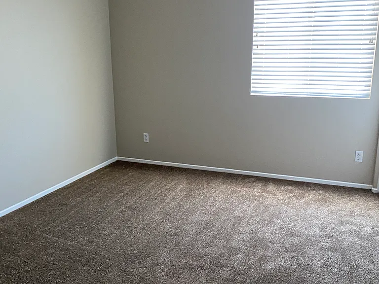14470 Jeremiah St — Photo 10