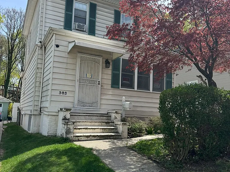 303 Glen Ave — Photo 7