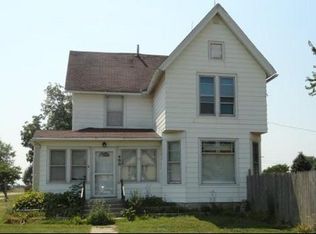 400 2nd St, Rochelle, IL 61068