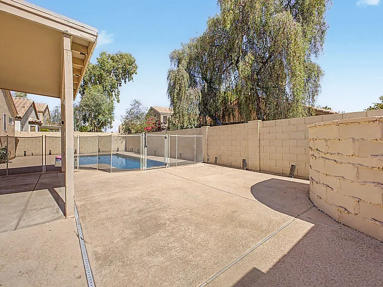 7251 E Lakeview Ave — Photo 29
