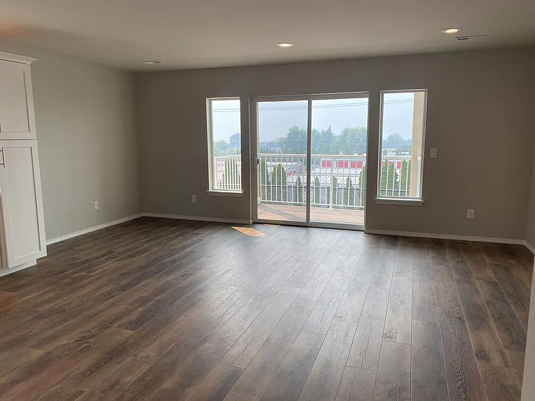 51 Phoebe Ln — Photo 3