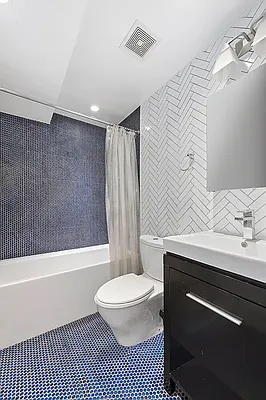 Rented by Compass | media 5