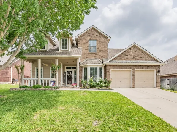 7748 Parkwood Plaza Dr, Fort Worth, TX 76137