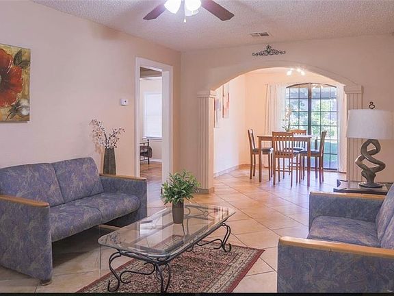 3rd image of 227 SW 45th St