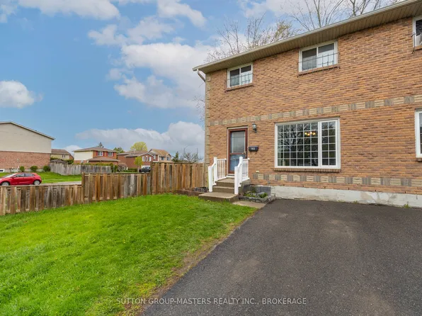 182 Rosemund Cres, Kingston, ON K7M 6Z1