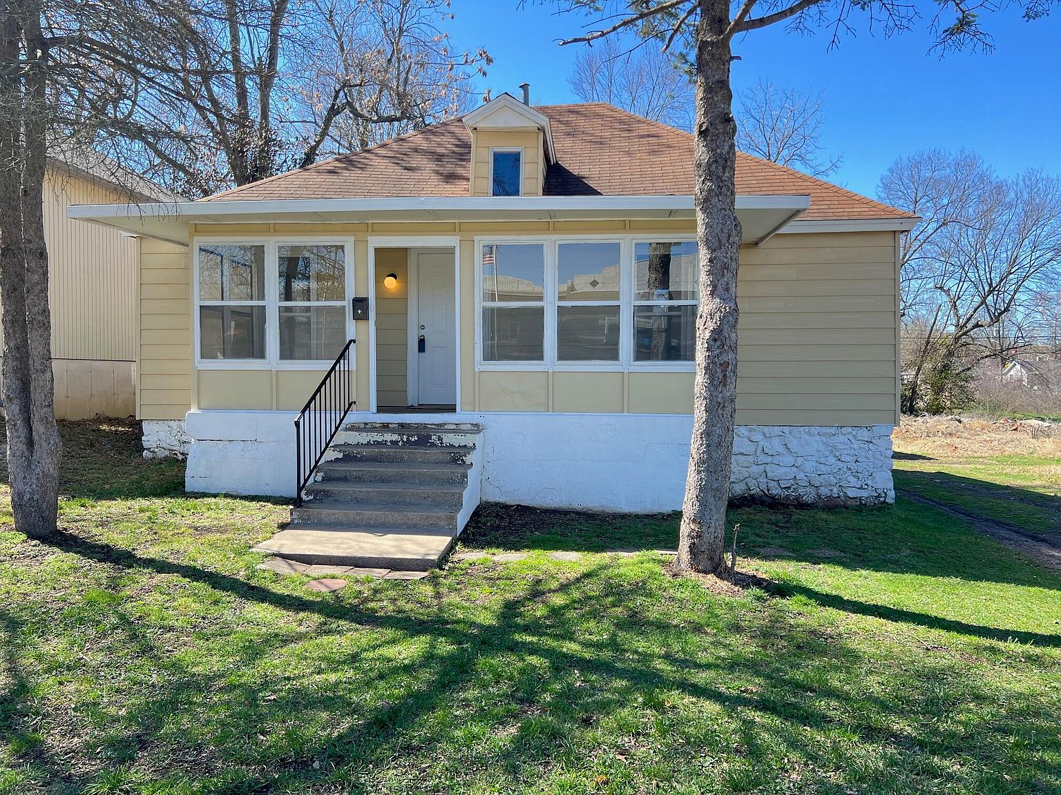 1411 North Fremont Avenue, Springfield, MO 65802 | Zillow