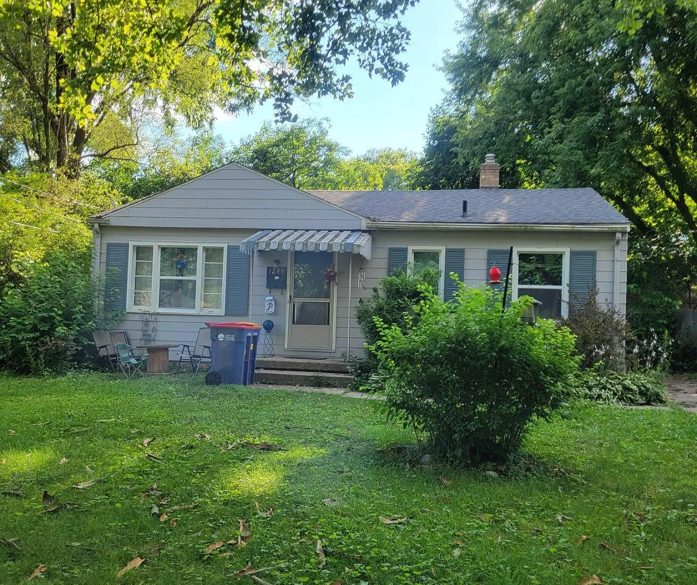 3 bed, 845 sqft, $1,600 — Photo 2