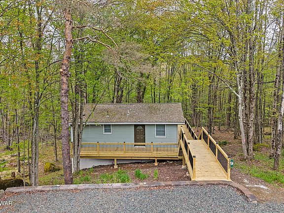 2nd image of 9 Highpoint Ct