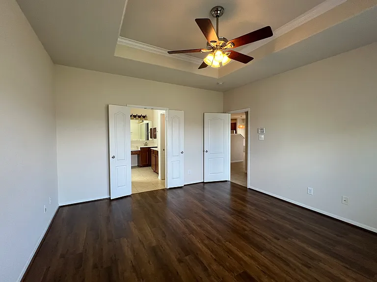 25411 Lisburn Dr — Photo 16