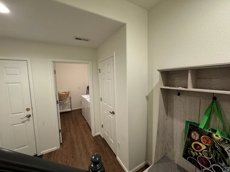 1652 Cherry Hills Ln — Photo 34