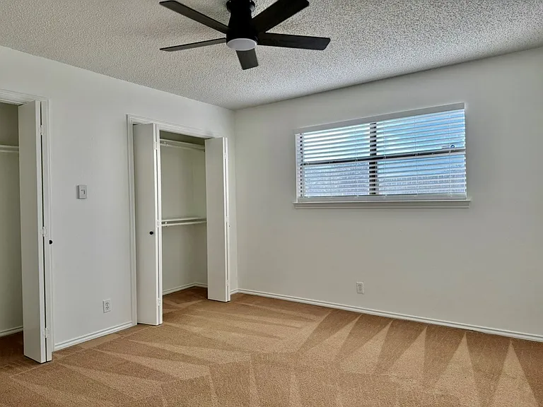 2405 Castleford Rd — Photo 10