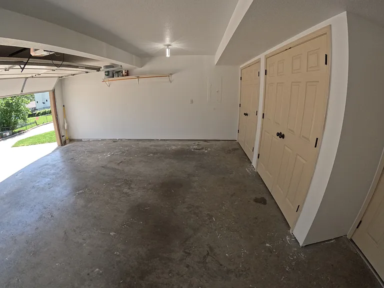 2 Car Garage