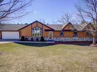3355 Beaver Dam Rd, West Bend, WI 53090