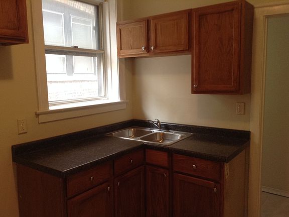 2nd image of 7808 S Cornell Ave #2