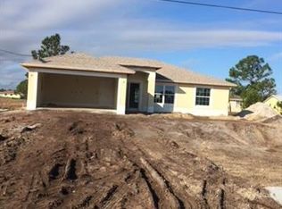 3104 22nd St SW, Lehigh Acres, FL 33976