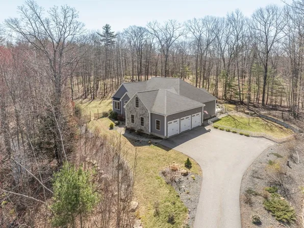129 Depot Rd, East Kingston, NH 03827