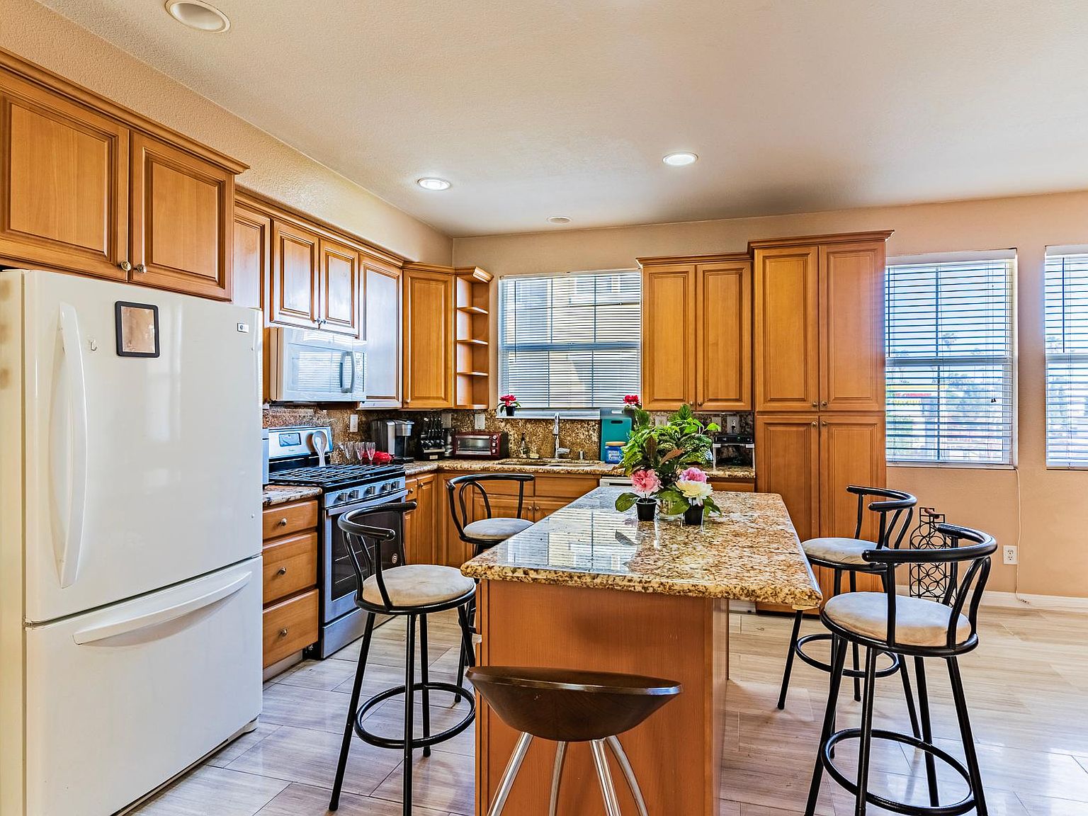 National City, CA 91950