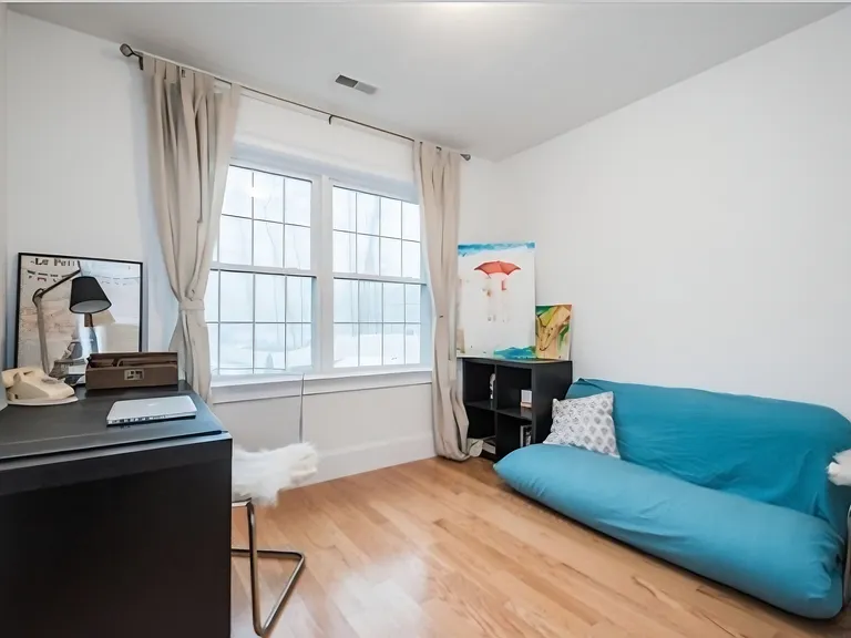 143 Broad St #20 — Photo 16