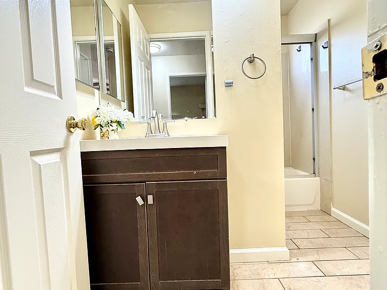 2810 Gavilan Ct — Photo 9