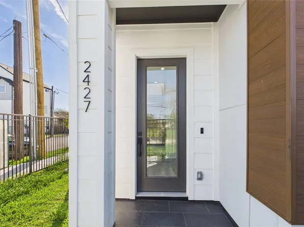 2427 Harrington St, Houston, TX 77026