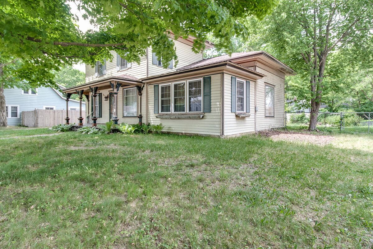 208 W Michigan Ave, Augusta, MI 49012 Zillow