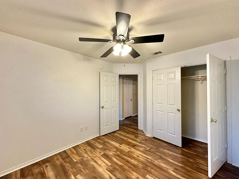 102 W Great Plains Trl — Photo 30
