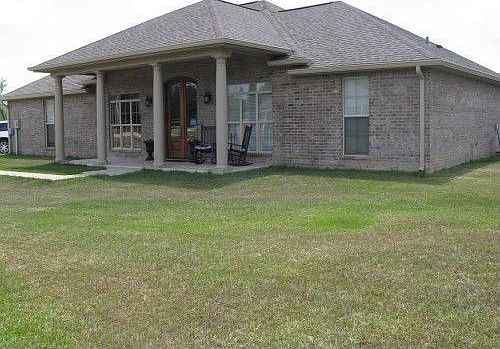 1st image of 370 Delia Dr