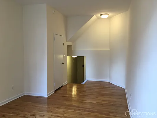 Rented by City Connections Realty | media 33