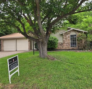 1718 Waggoner St, Grand Prairie, TX, 75051