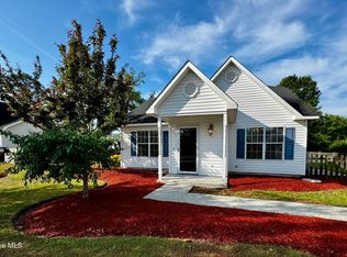 807 Gordon Woods Rd, Wilmington, NC 28411