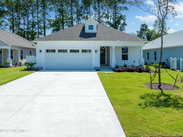 2495 Lake Ridge Drive, Southport, NC 28461