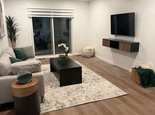 40335 Plymouth Rd APT 104, Plymouth, MI 48170