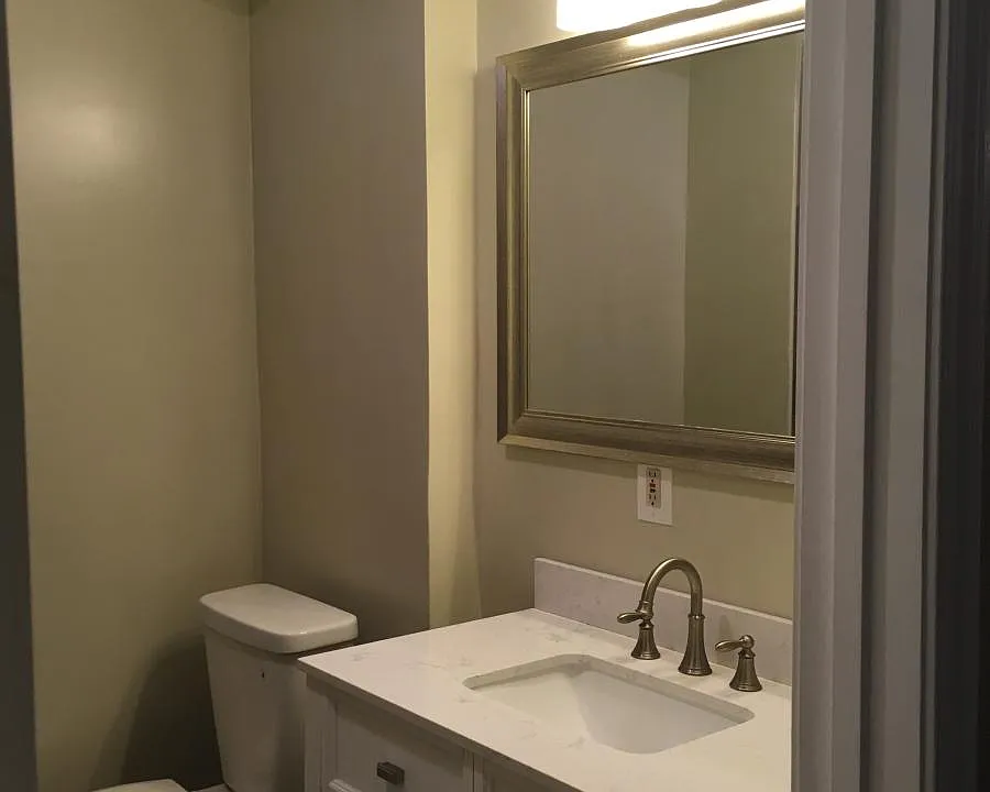 Full Bathroom