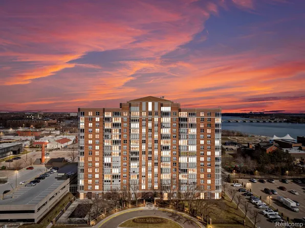 250 E Harbortown Dr APT 706, Detroit, MI 48207