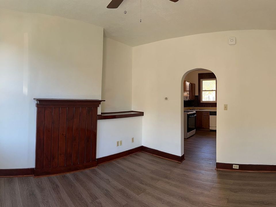 2nd image of 520 Lincoln Ave