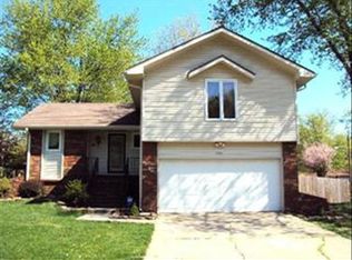 1545 E Price St, Springfield, MO 65804