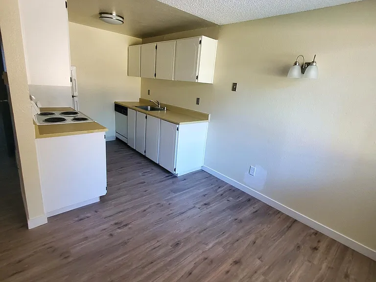 4543 McChord Dr SW — Photo 9