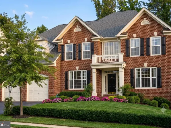 16671 Leocrie Pl, Woodbridge, VA 22191