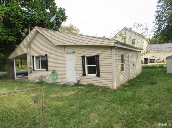 702 N Cook St, Warsaw, IN 46580