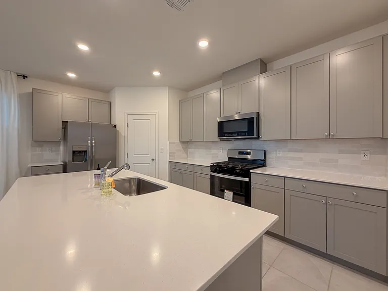 8143 Desert Cassia Ave — Photo 11