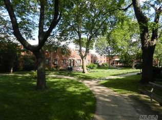 19925 21st Ave, Whitestone, NY 11357