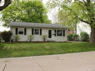 2510 Glenn St, Bettendorf, IA