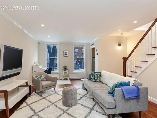 214 16th St, Brooklyn, NY 11215