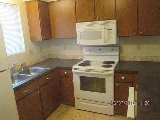 6531 W Douglas St — Photo 4