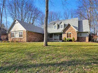 6286 Deerwood Ct, Greenwood, IN