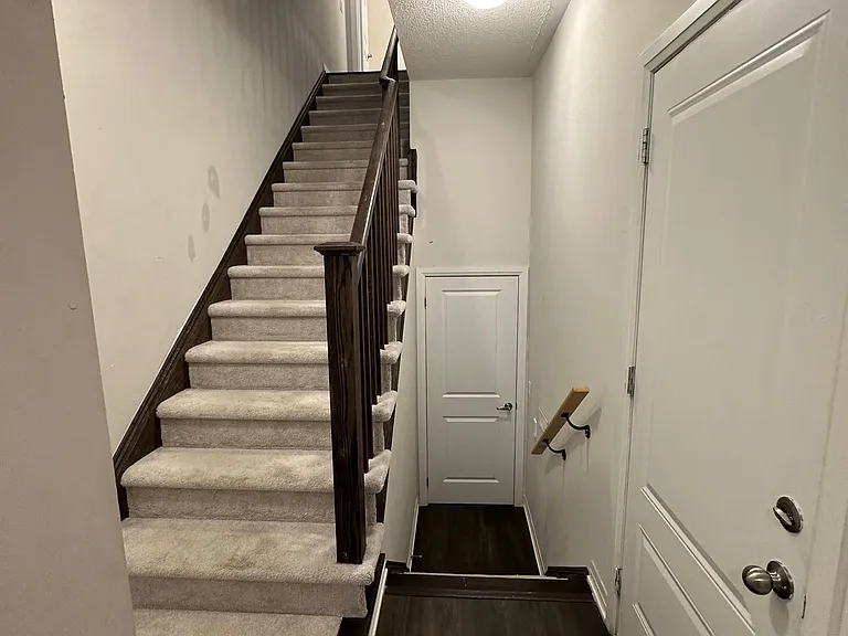 585 Colborne St E #106 — Photo 3