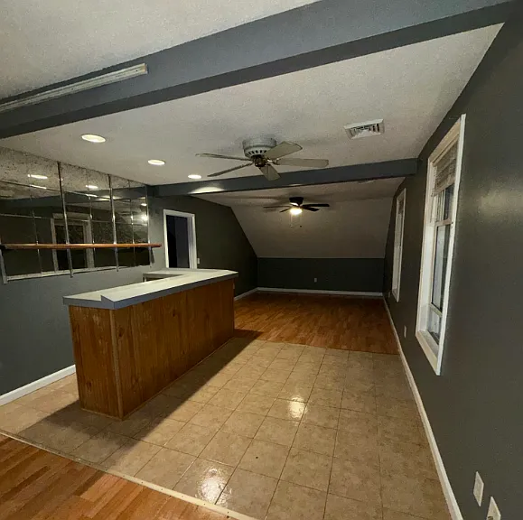 207 Rodman St #3 Fall River, MA Newly Renovated 2 3 Bedroom Apartment Flexible Layout — Photo 10