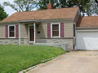3127 Ronald Dr, Saint Ann, MO
