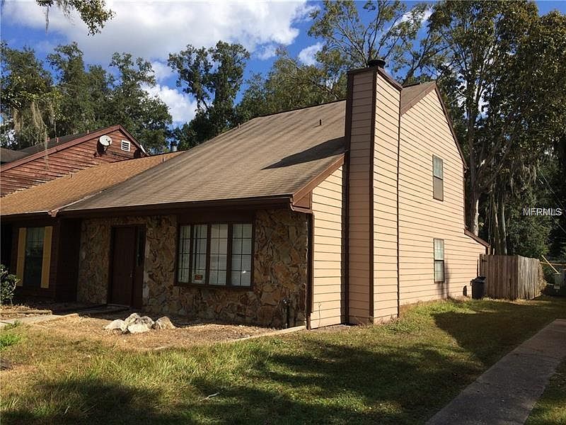 1st image of 951 Village Dr