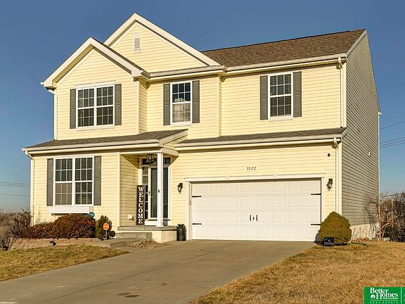 3rd image of 1122 Port Royal Dr